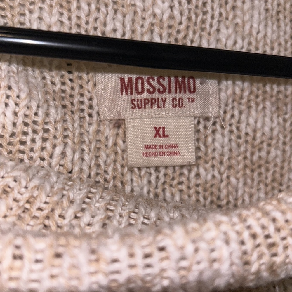 Mossimo sweater - Picture 7 of 9